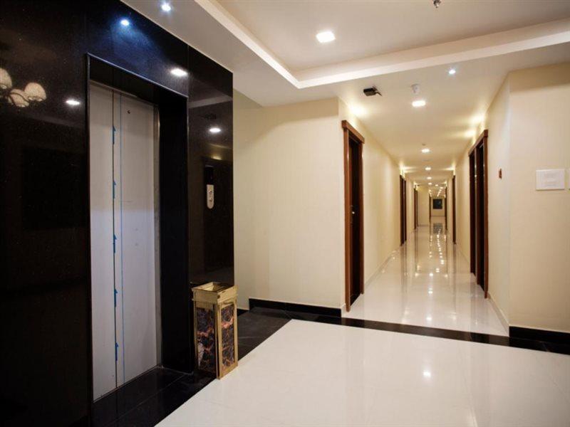 Hotel Mahalakshmi Residency Kolluru Eksteriør billede