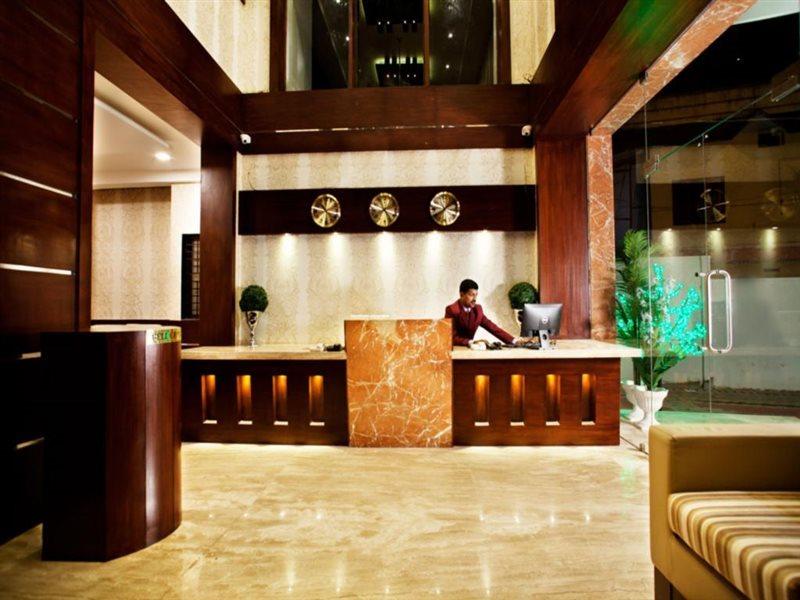 Hotel Mahalakshmi Residency Kolluru Eksteriør billede