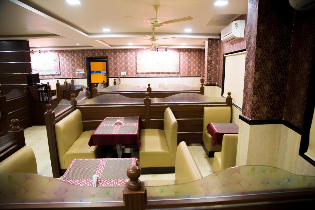 Hotel Mahalakshmi Residency Kolluru Eksteriør billede