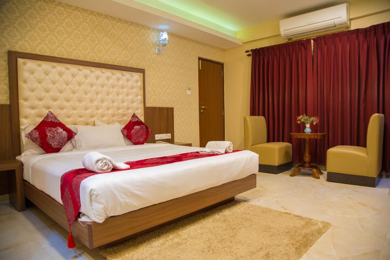 Hotel Mahalakshmi Residency Kolluru Eksteriør billede